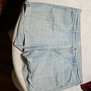 EUC Old Navy lightwash denim shorts